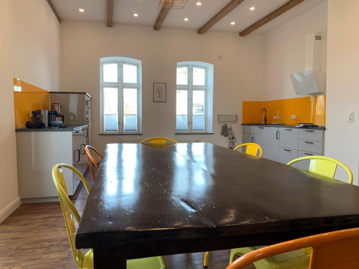 Altes Bahnhofsvorsteherhaus Wohnung Unten Хузум Екстериор снимка