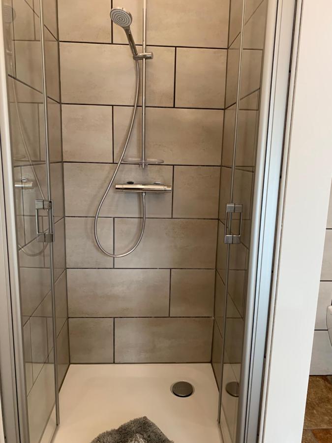 Altes Bahnhofsvorsteherhaus Wohnung Unten Хузум Екстериор снимка